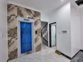 Tôn Đức Thắng, Đống Đa, 95m2 x5 tầng, MT 7.5m, ô tô tránh