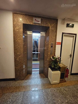 Bán nhà phố Trần Quốc Hoàn, Cầu Giấy, 130m2, 9 tầng