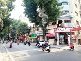 Chính chủ bán toà nhà văn phòng mặt phố Lò Đúc - căn góc 230m2, vị trí đắc địa