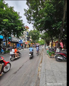 Mặt phố Đội Cấn kinh doanh ngày đêm 27 tỷ