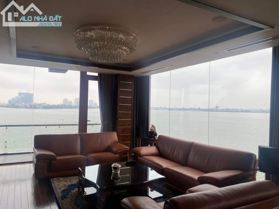 Bán mặt phố Nguyễn Đình Thi view Hồ Tây mặt tiền khủng