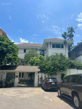 Siêu biệt thự Vườn Đào 368m2 - đẳng cấp giới thượng lưu