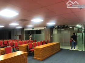 Bán tòa nhà mặt phố Xuân La, tòa văn phòng hạng A đẳng cấp