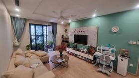 Chính chủ bán 2 ngủ 77.6m2 ban công Đông Nam tại Florence