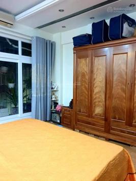 Bán nhà Ba Đình, mặt phố Yên Ninh 23.8 tỷ 68m2 * 4T, MT 5m 