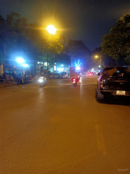 Bán nhà mặt phố Quán Thánh - Ba Đình 55m2 6tầng 30tỷ lô góc