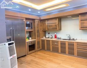 Ban nhà mặt phố Nguyễn Xiển, Thanh Xuân, 2 mặt phố