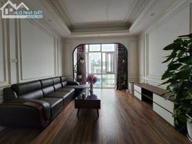 Bán Nhà Mặt Phố Chợ Cầu Diễn 60m2 x 5 Tầng x MT4m đường 10m