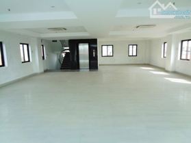 Bán nhà mặt phố Phú Diễn BTL, lô góc mặt tiền khủng