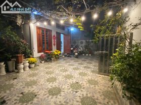 Bán nhà mặt đường Võ Quý Huân, 350m2, mảnh đất vàng đầu tư