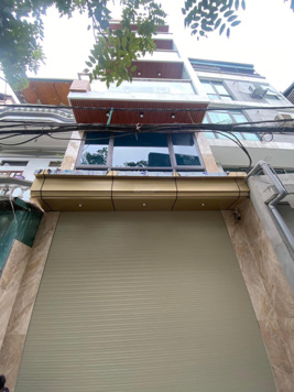 Bán nhà 1 mặt phố, 1 mặt ngõ Thanh Nhàn, vỉa hè rộng