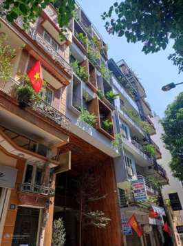 Bán nhà mặt Tạ Quang Bửu, ô tô tránh, kinh doanh sầm uất