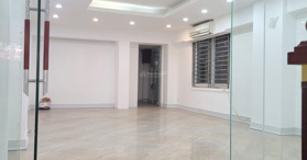 Bán toà văn phòng lô góc đường hai chiều Lê Văn Hưu trung tâm quận HBT DT 129 m2 giá  nhỉnh 90 tỷ