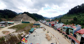 Bán đất mặt tiền tại TT. Mù Cang Chải, Yên Bái dt 321m2 - LH: 0988387131