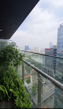 Bán căn 2 ngủ VIP nhất 2 ban công view trọn 2 hồ Thành Công