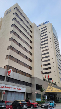 Bán căn hộ 3 P ngủ, chung cư C7 Trần Huy Liệu, Ba Đình, 80m2.