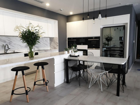 Chính chủ bán gấp căn 3pn góc 100m2 tòa Home City, giá 5 tỷ