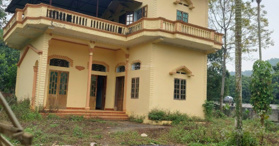 Bán khuôn viên nhà 2 tầng cây ăn quả view núi Xã Tiến Xuân, Thạch Thất, Hà Nội- LH:  0986996119