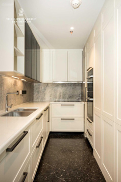 Bán căn hộ Vip The Grand tòa Crown 130m2. Giá siêu tốt