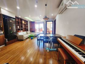 Bán căn hộ 5 sao -Central Point 219 Trung Kính -75m2