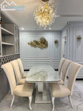 Bán gấp căn góc 05 chung cư Hateco Laroma , DT 111.5m2