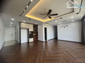 Bán gấp căn hộ 3 phòng ngủ căn Góc tại Chelsea Residence