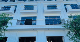 Chính chủ căn lỗ- căn ND10.42 trục chính, hướng đông nam, gần hồ. Giá cả thương lượng