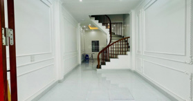 Bán nhà mặt phố Vĩnh Phúc, Quận Ba Đình dt 44m2 - LH: 0983223933