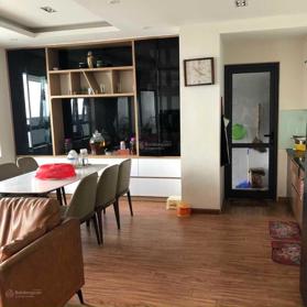 Chính chủ cần bán căn hộ 3 phòng ngủ 134m2 tòa thương mại