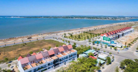 Bán rẻ lô gần góc đất biển Vịnh An Hoà City, Núi Thành, LH - 0933788383