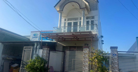 Bán gấp căn nhà mới xây, 5x22m MT Nguyễn Hữu Cảnh, La Gi - LH: 0972079039