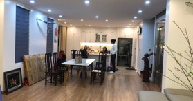 Bán nhà Trần Quốc Hoàn 200m2 - LH 0966752013