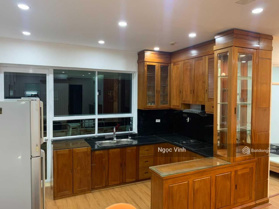 Bán căn hộ chung cư 17T8 phố Hoàng Đạo Thúy DT 115m2