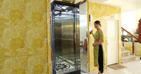Bán nhà nghỉ đẹp khu vực tái định cư Hùng Thắng, Hạ Long 63,5m2 - LH 0936811171