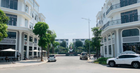 Bán biệt thự căn liền kề 70m2 - Đông Anh - LH: 0877838778