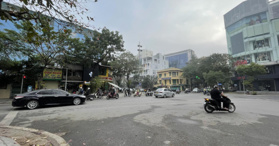 Bán nhà mặt phố Nguyễn Du. DT 300m2 x 3T, MT 15m - Hai Bà Trưng - LH: 0964488868