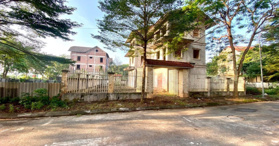 Bán căn biệt thự hoàn thiện 70 % tại khu đô thị Hà Phong, Mê Linh, Hà Nội- LH:  0945656156