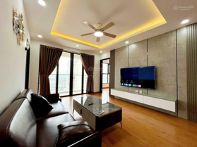 Chính chủ gửi bán căn hộ tòa The Zei số 1 Lê Đức Thọ, 82m2