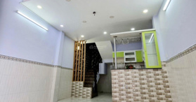 Cần bán nhà Khánh Hội, Quận 4, gần cầu Kênh Tẻ LH: 0938472390