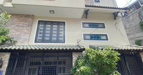 Bán nhà đường Lạc Long Quân, Q11 - 65m2 (5x13). - LH: 0906528601