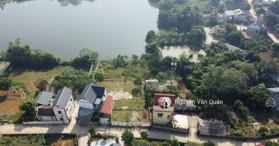 Giá sốc nhỉnh 6 tr/m2 cắt lỗ đất đẹp bám hồ gần 1200m2 Quốc Oai! Gần KDT Hoà Lạc, đường 2 ôtô tránh