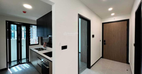 Các căn 2PN giá rẻ De La Sol, Quận 4 HCM. LH: 0903022855