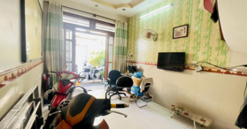 Bán gấp nhà HXH có vỉa hè, 90m2, 3 tầng, ngang 6m, cách MT chợ 50m, Bùi Văn Ngữ, Q12 - LH: 0908026607