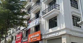 Bán nhà mặt phố Xuân La, sẵn nội thất và thang máy - Tây Hồ - LH: 0984591496