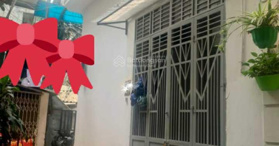 Bán nhà Ô Chợ Dừa, nhà ở luôn, 30m, 4 tầng, mặt tiền đẹp, lô góc, thoáng, sáng, TC3.5 tỷ