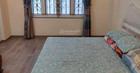 Bán nhà riêng phố Lĩnh Nam DT 34m2 - LH 0977777665