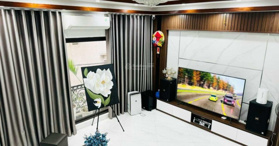 Bán nhà 5 tầng ngõ 206 Trương Định DT 60m2 - LH 0981195133 