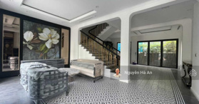 Bán Căn biệt thự Phú Mỹ Hưng, Quận 7, HCM, tiện ích - LH: 0961607399