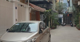 Cho thuê nhà 5 tầng đối diện chợ Linh Lang, Quận Ba Đình, HN - LH: 0816669888