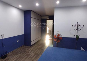 Bán nhà đẹp mặt tiền rộng - sổ vuông - 43m2 x 5 tầng, Hoàn Kiếm, Hà Nội- LH: 0979531890